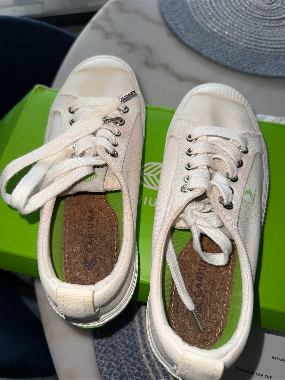 Cariuma Canvas Shoe
